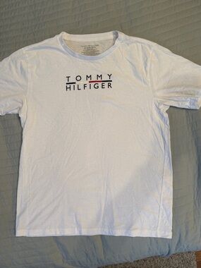 Tommy Hilfiger White Tee with Black Logo and Red Accent